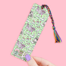 Load image into Gallery viewer, I <3 Trashy Books Bookmark